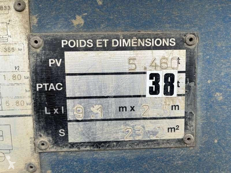 Semi remorque Benalu  3 ESSIEUX