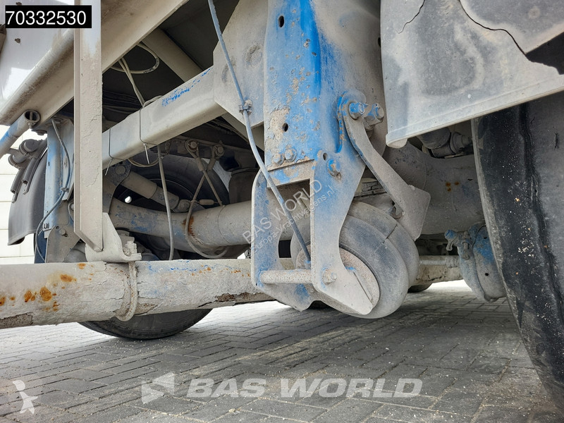 نصف مقطورة Spitzer SFS 2x Liftachse 39m3 Cement
