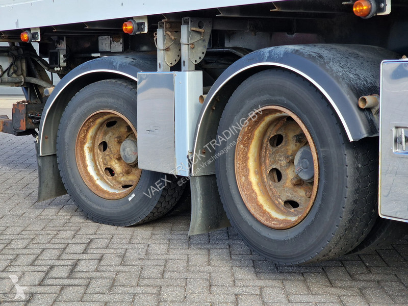 Полуприцеп Ekeri 2 axle box with sidedoors -...