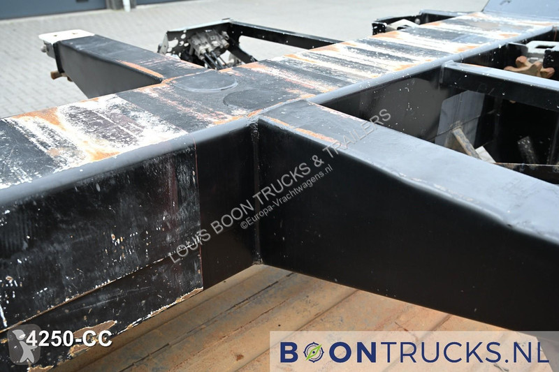 Полуприцеп D-TEC PORTMASTER | 2x20-30-40-45ft...