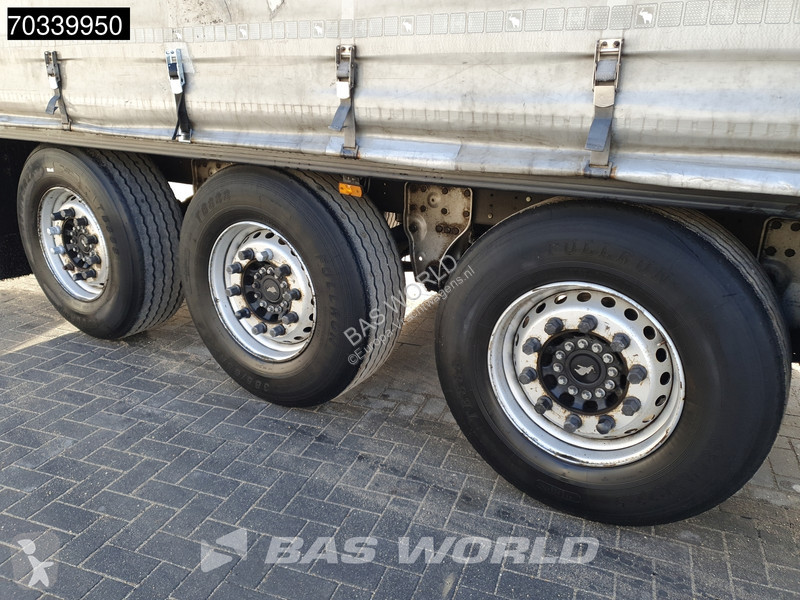 Schmitz Cargobull SCB*S3T 3 axles Sliding Roof...