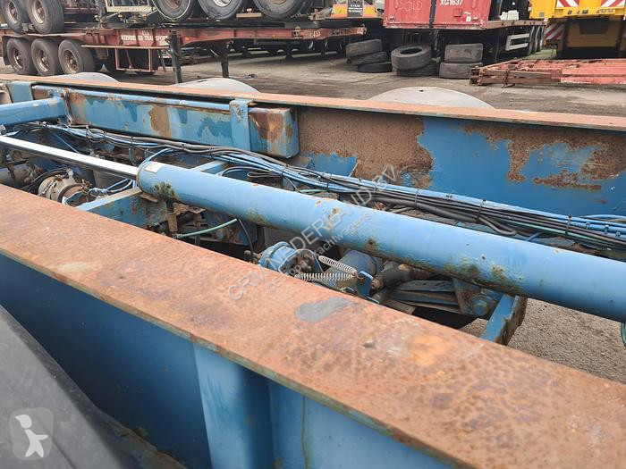 Semiremorca Fliegl 3 AXLE CONTAINER CHASSIS 40...