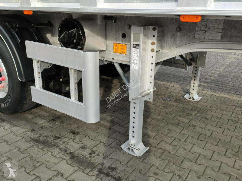 Semiremorca Benalu  MULTIRUNNER 87