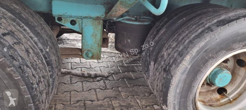 Semirimorchio  Naczepa Goldhofer typu tiefbett...
