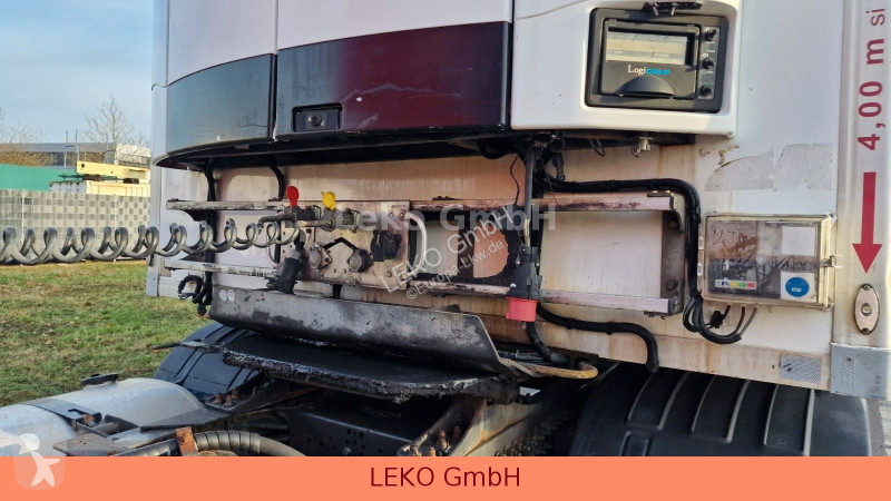 نصف مقطورة Fruehauf Frigo Semi 38T Vector...