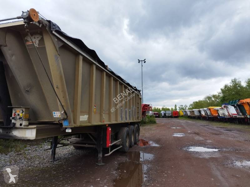Semitrailer Benalu