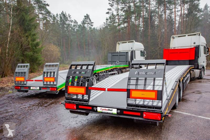 Semitrailer Cynkomet Plattformauflieger /...