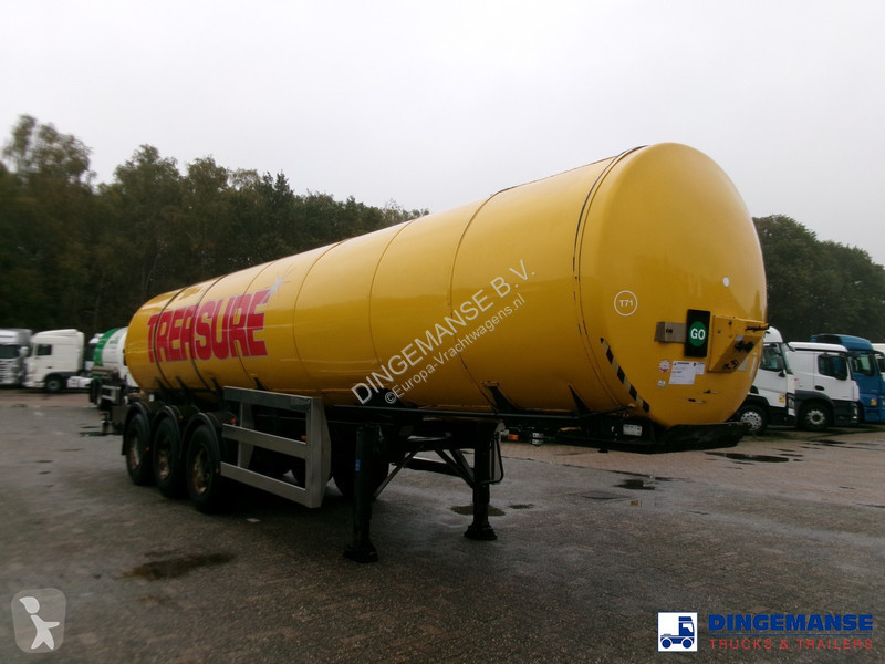 Semiremorca Clayton Food (beer) tank inox 30 m3...