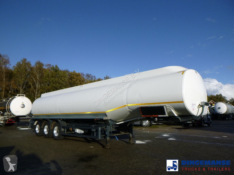 Semiremorca Cobo Fuel tank alu 44.7 m3 / 6 comp