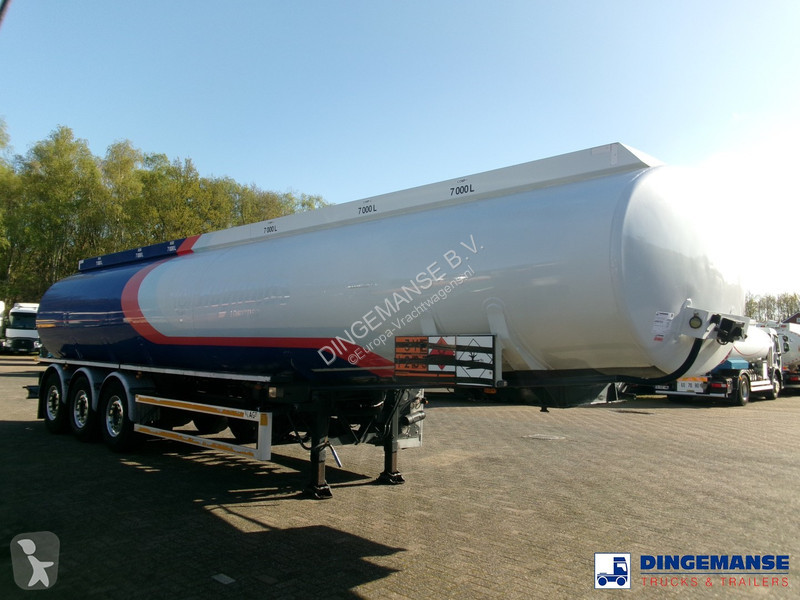 Semiremorca LAG Fuel tank alu 44.5 m3 / 6 comp...