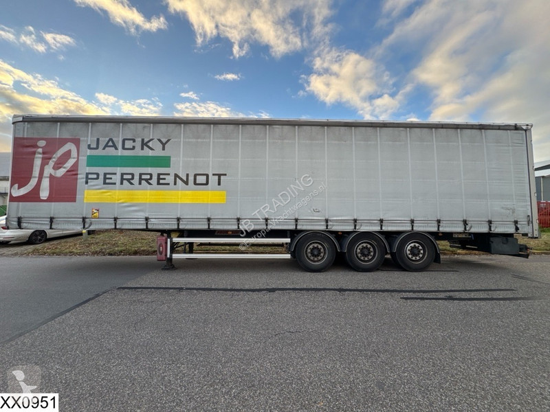 Semitrailer Fruehauf Tautliner