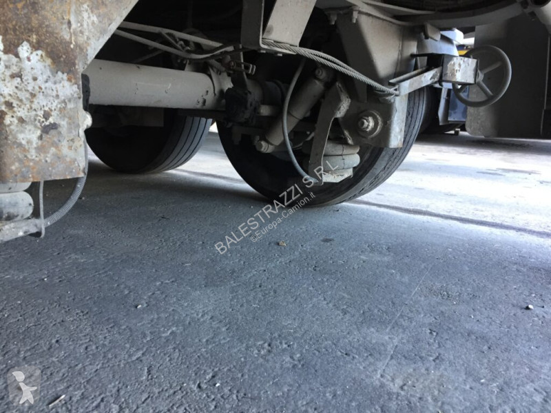 Semitrailer