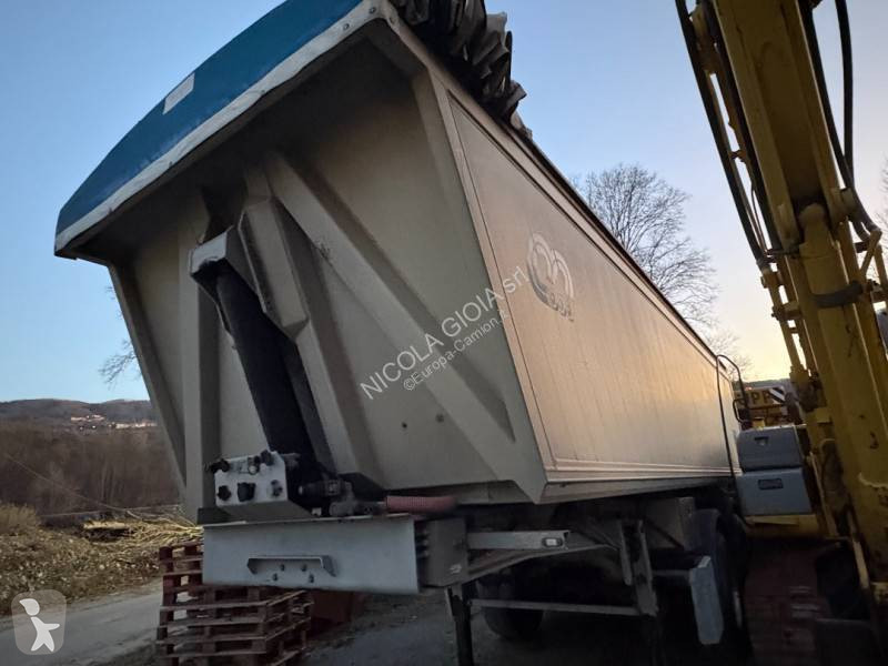 Semiremorca Menci SL740RP