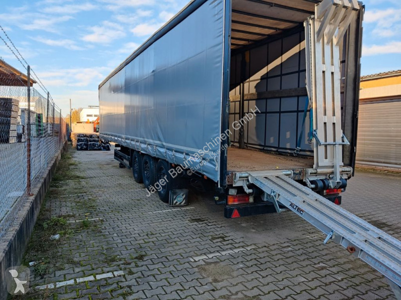 Semi remorque Schmitz Cargobull Neu TÜV-Rampe...