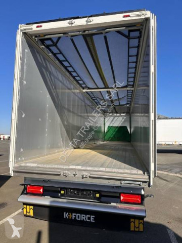 Semitrailer flak rörligt underlag Kraker trailers ny