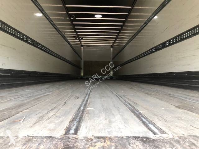 Semi remorque Fruehauf CN 552 JQ
