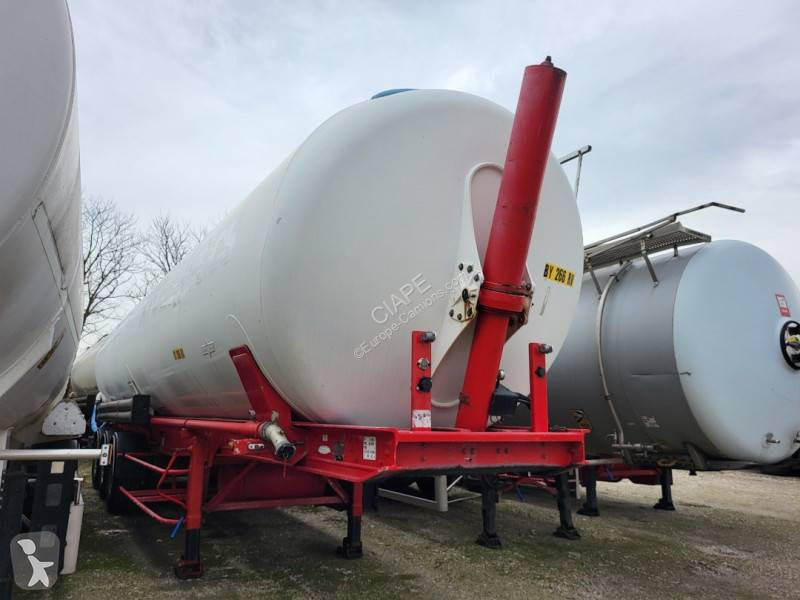 Semitrailer Spitzer