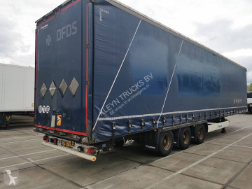 Semitrailer skjutbara ridåer (flexibla skjutbara sidoväggar) Krone