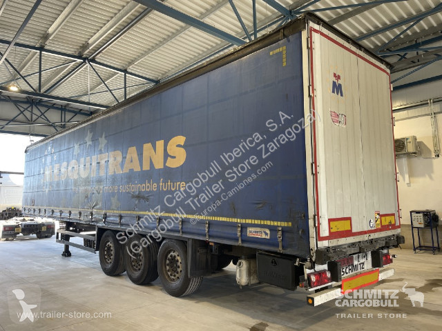 Semitrailer Schmitz Cargobull Curtainsider...