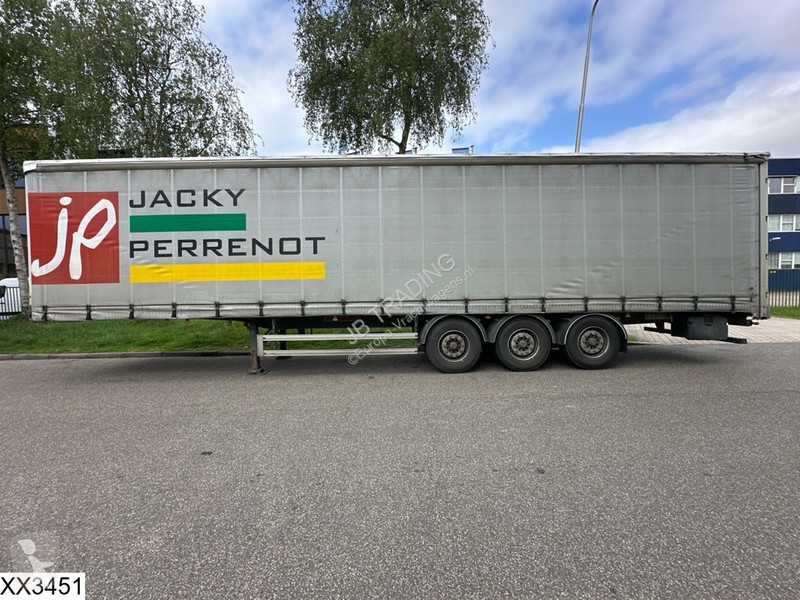 Semitrailer Fruehauf Tautliner