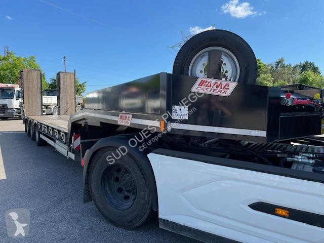 Semitrailer Castera  PORTE ENGIN 3 ESSIEUX