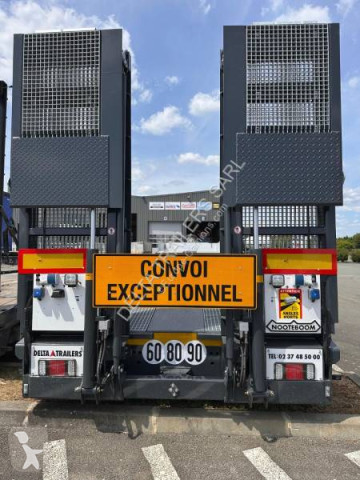 Semitrailer Nooteboom OSDS Nacelle - Caillbotis + table élévatrice