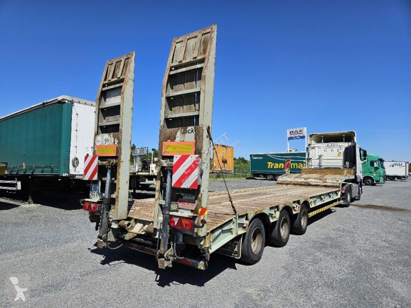 Semitrailer Castera PORTE ENGIN 3 ESSIEUX SR3T