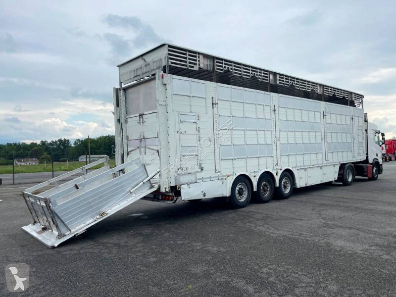 Semitrailer Pezzaioli 3 étages indépendants