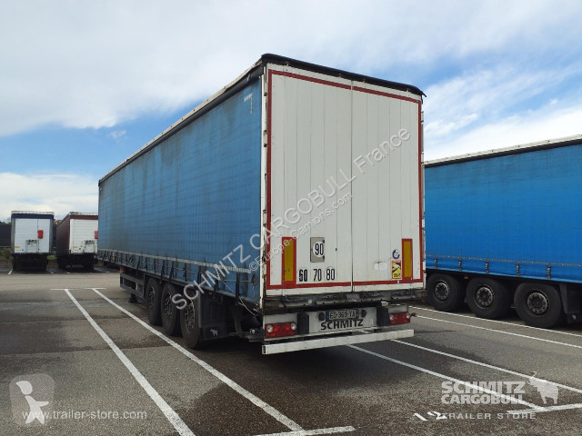 Semitrailer Schmitz Cargobull Semitrailer...