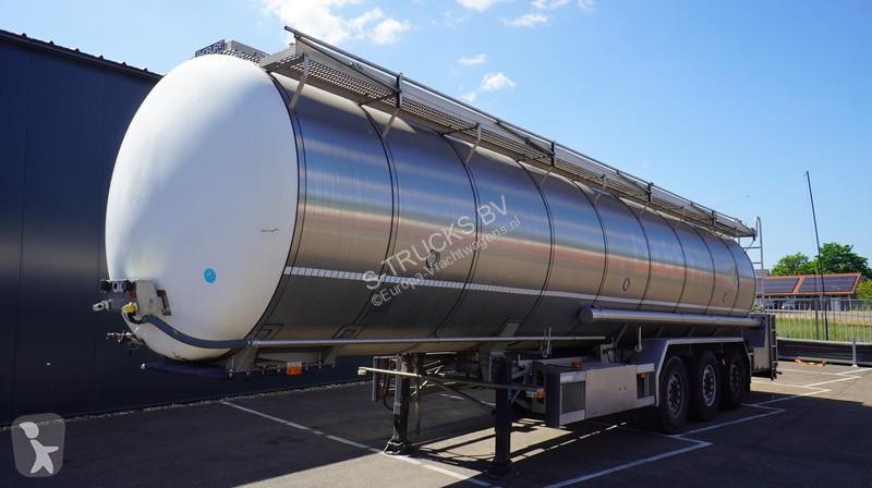 Semi reboque Burg 3 AXLE FOOD TRAILER 38.200LTR
