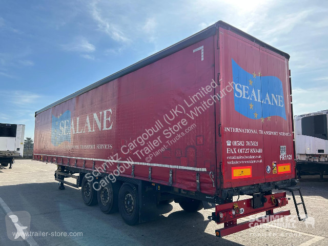 نصف مقطورة Schmitz Cargobull Curtainsider...