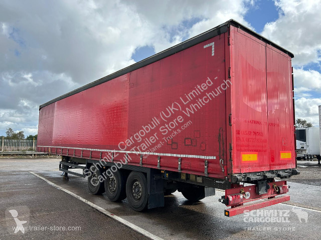 نصف مقطورة Schmitz Cargobull Curtainsider...