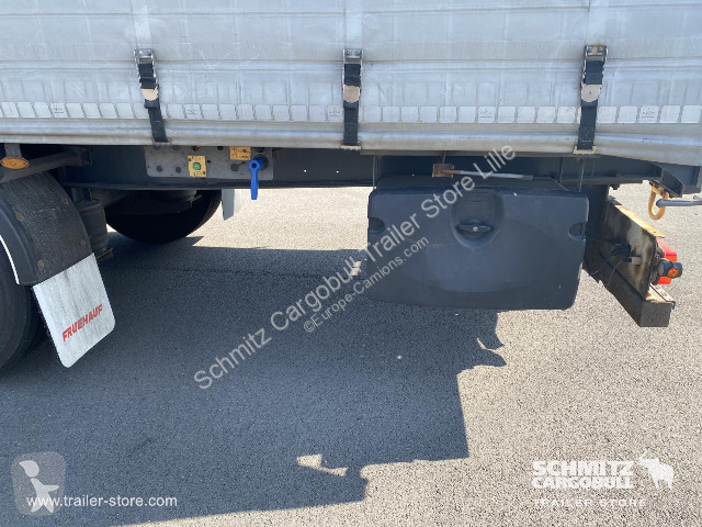Semitrailer Fruehauf Semitrailer Curtainsider...
