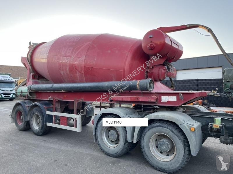 Semitrailer SAF Hoenkhaus 12m3 CONCRETE MIXER 2...