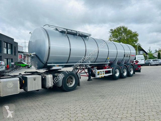 Semitrailer Kässbohrer STS.SS Edelstahl...