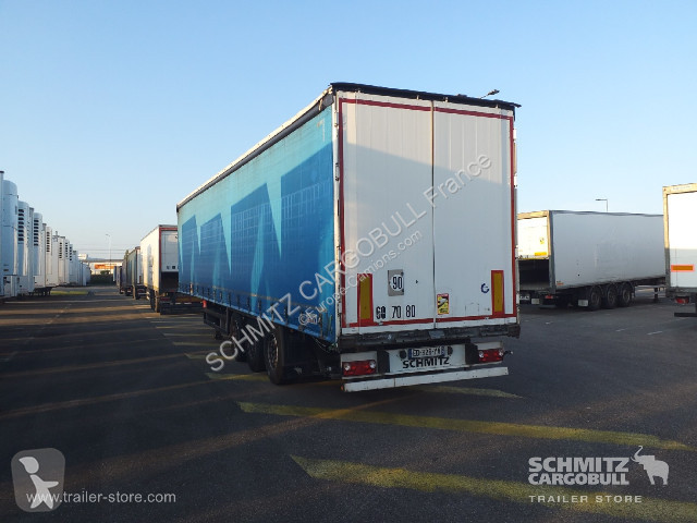 Semitrailer Schmitz Cargobull Semitrailer...