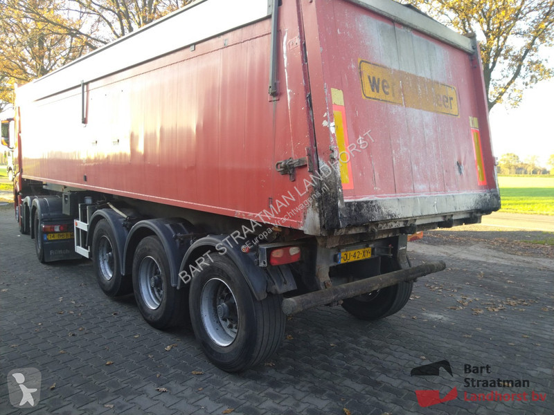 Semitrailer ATM OKA 17/27 3 Assen geïsoleerde...