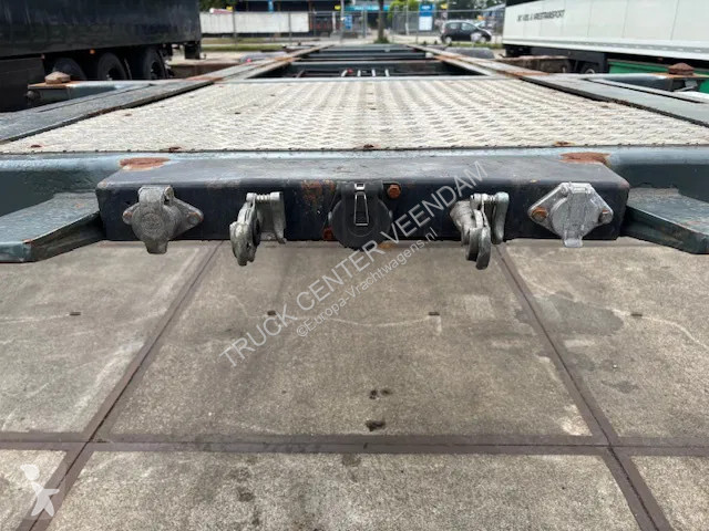 Semitrailer Pacton Containerchassis 20/30ft 2...