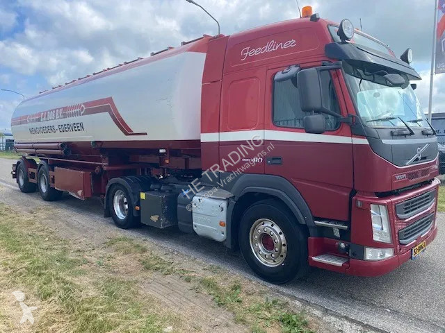 Semiremorca Volvo met Wijnveen silo oplegger 24...