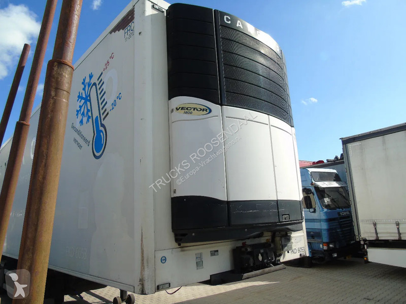 Semitrailer Pacton 3x SAF + carrier vector 1800...
