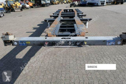 Semi remorque porte engins Fliegl
