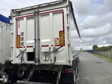 Semi remorque benne céréalière Schmitz Gotha