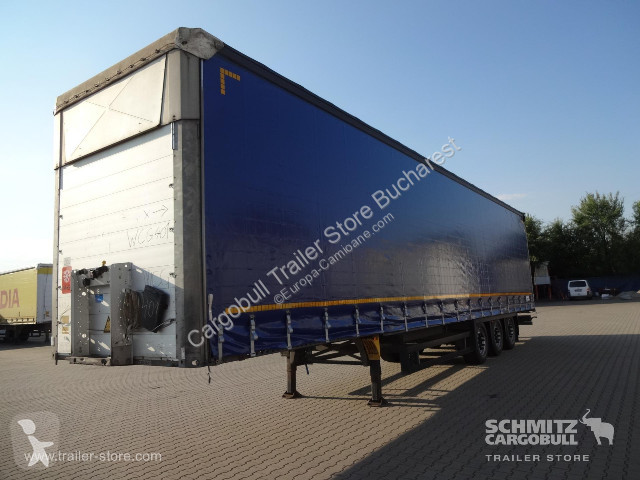 Semitrailer Schmitz Cargobull Curtainsider Varios