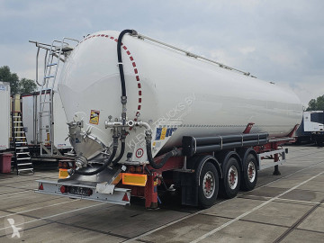 Semitrailer tank Feldbinder
