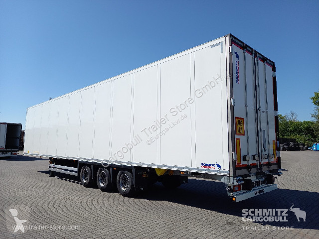Semitrailer Schmitz Cargobull Tiefkühler Mega