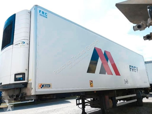 Semi remorque Fruehauf Carrier Vector 1550...