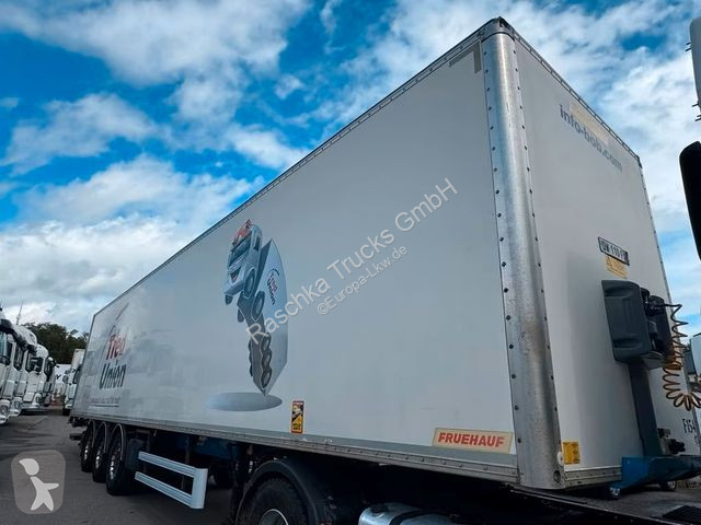 Semirimorchio Fruehauf Koffer