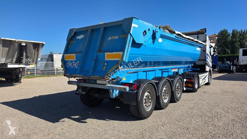 Semi remorque Fruehauf Benne 38 T – 3 essieux