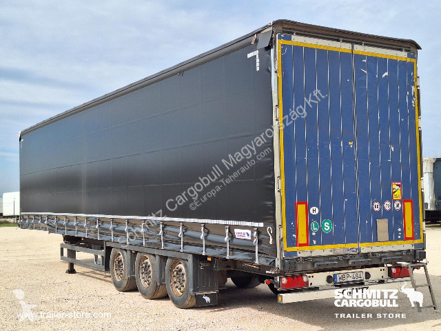 Semirimorchio Schmitz Cargobull Curtainsider Mega