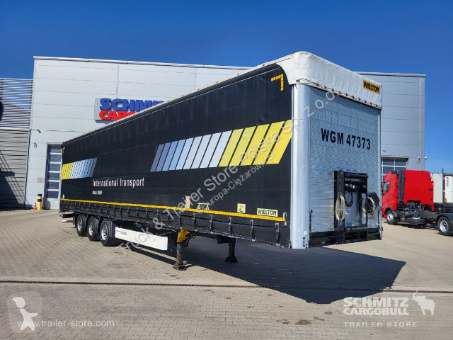 Semitrailer Wielton Schiebeplane Mega